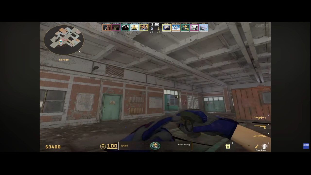 Flash Middle from Garage